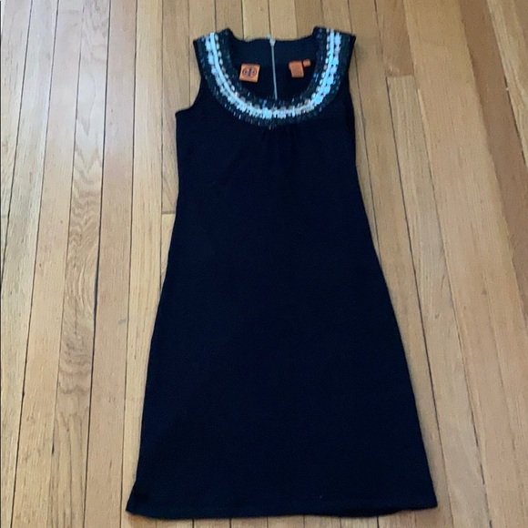 Tory Burch Dresses & Skirts - Stunning Tory Burch size XS amazing for holidays
